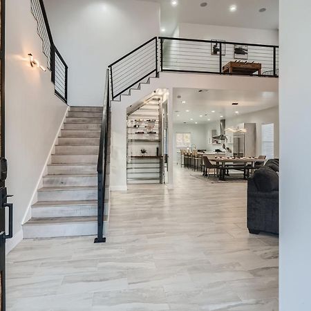 Luxury 5 Bdrm Home! Blocks To Dt/Riverwalk/Convention Center! سان أنطونيو المظهر الخارجي الصورة