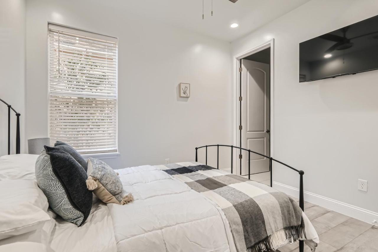 Luxury 5 Bdrm Home! Blocks To Dt/Riverwalk/Convention Center! سان أنطونيو المظهر الخارجي الصورة