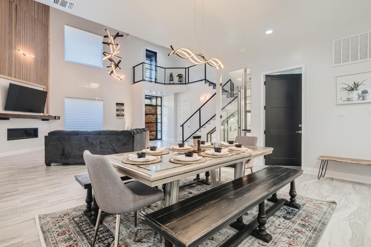 Luxury 5 Bdrm Home! Blocks To Dt/Riverwalk/Convention Center! سان أنطونيو المظهر الخارجي الصورة
